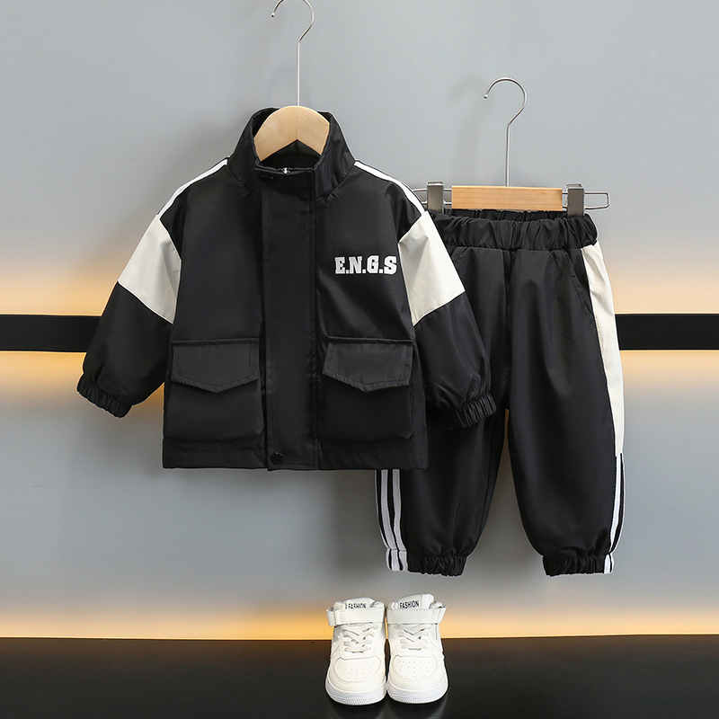 5845 Traje de niño 2025 nuevo estilo de otoño chaqueta deportiva de bebé estilo occidental para niños de dos piezas de ocio de primavera y otoño