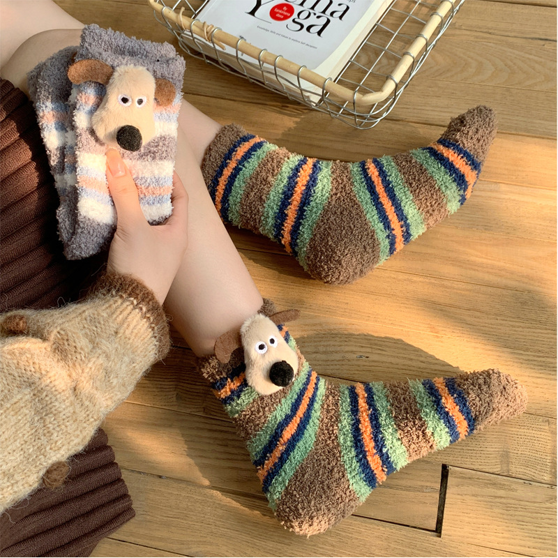 Fünf Paar Socken Puppe Niedliche Kleine Bärensocken Aus Korallenvlies Herbst- Und Wintersocken Gestreifte Bodensocken Für Zu Hause Schlafsocken Geschenk_voghion.com