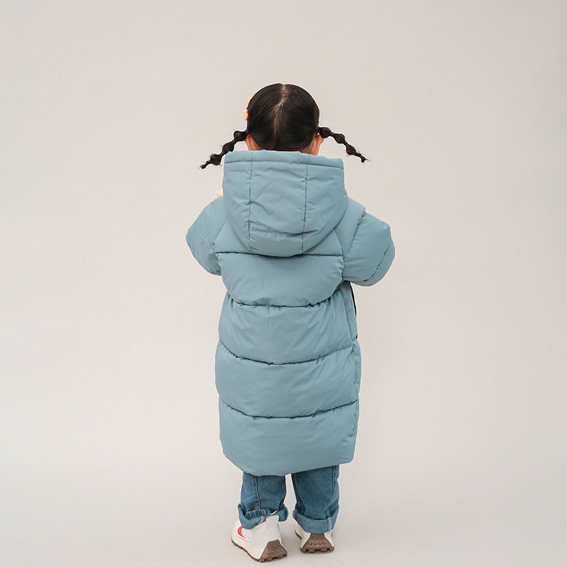 2024 ropa acolchada de algodón para niños ropa de invierno engrosada para hombres y mujeres ropa para niños mediana y grande abrigo grueso chaqueta acolchada de algodón para niños entrega de una pieza