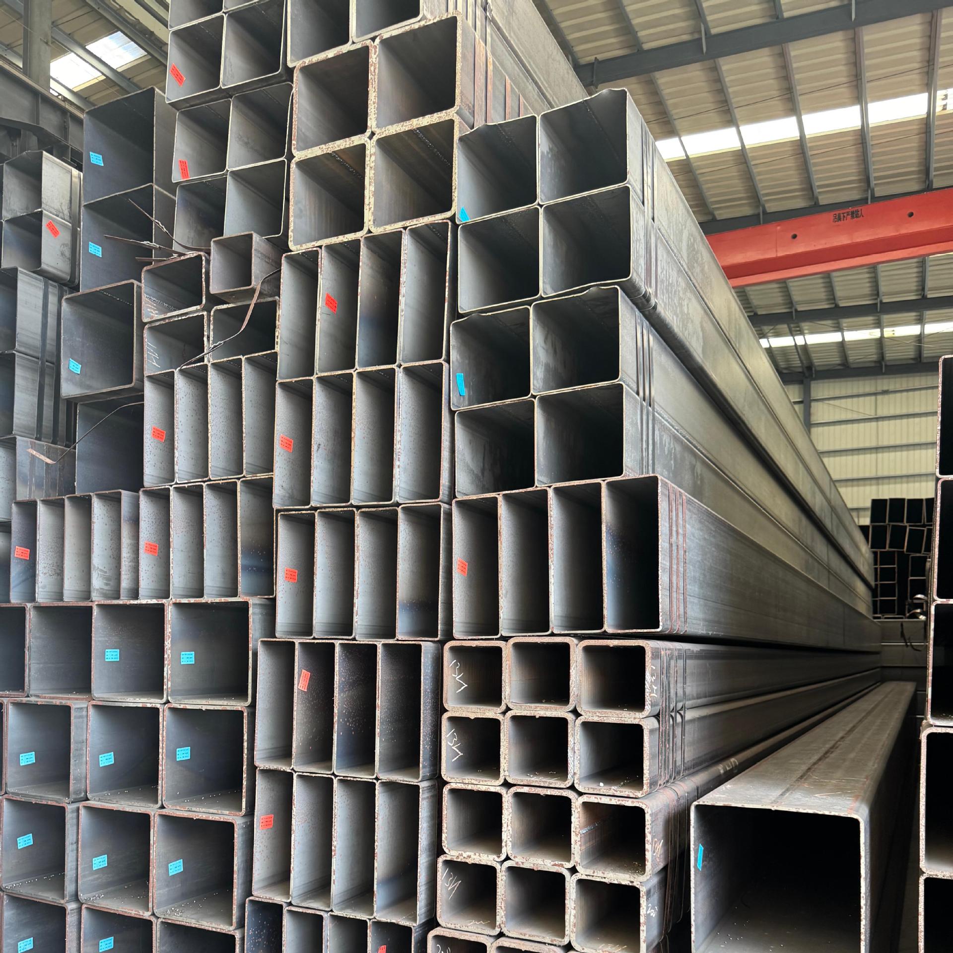 Q235热镀锌黑方管建筑薄壁小口径热轧黑方通矩形管热浸锌无缝方管