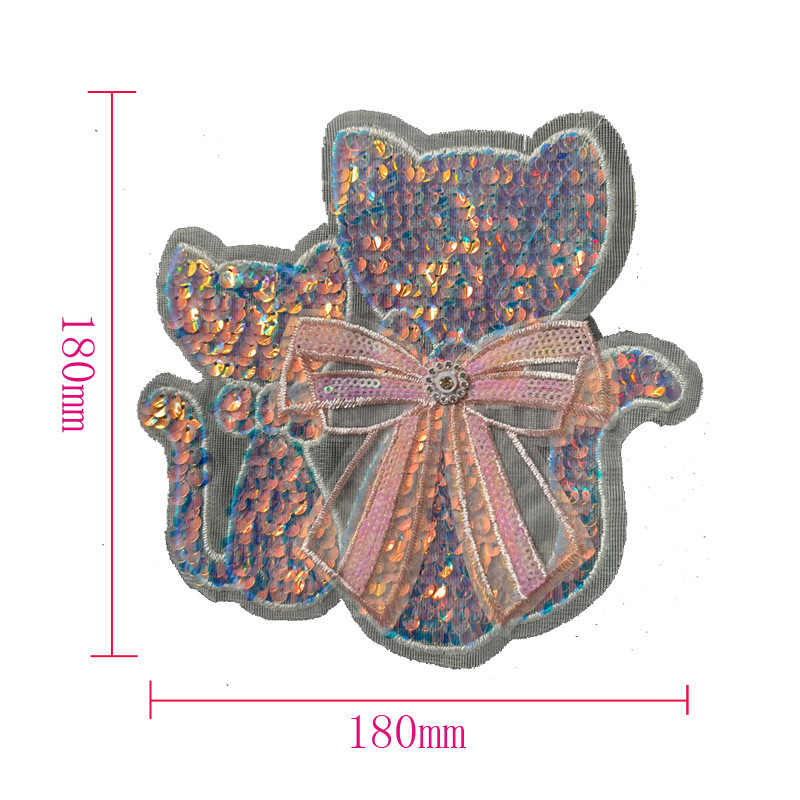 晋芸の蝶結びの漫画のウサギの刺繍の布は丁を貼って服装のアクセサリを貼ります。|undefined