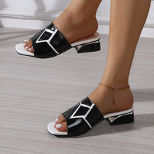 ��ЬŮ�羳�¿��a���e�r��ƽ��ŮЬ����һ�_��¶ֺһ�������l