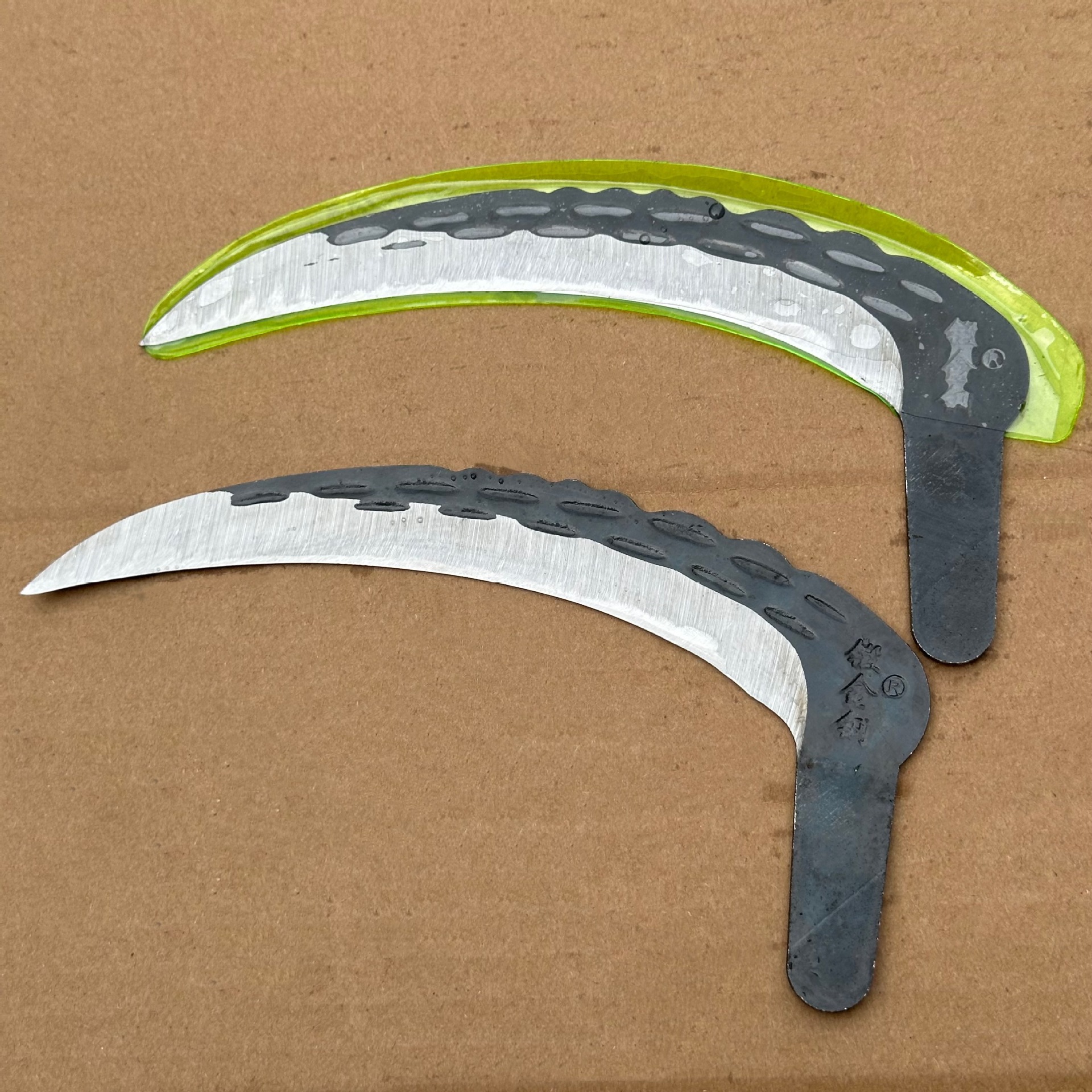 批发锻打镰刀头    割草镰刀   水草刀    割芦苇刀   清钢镰刀头