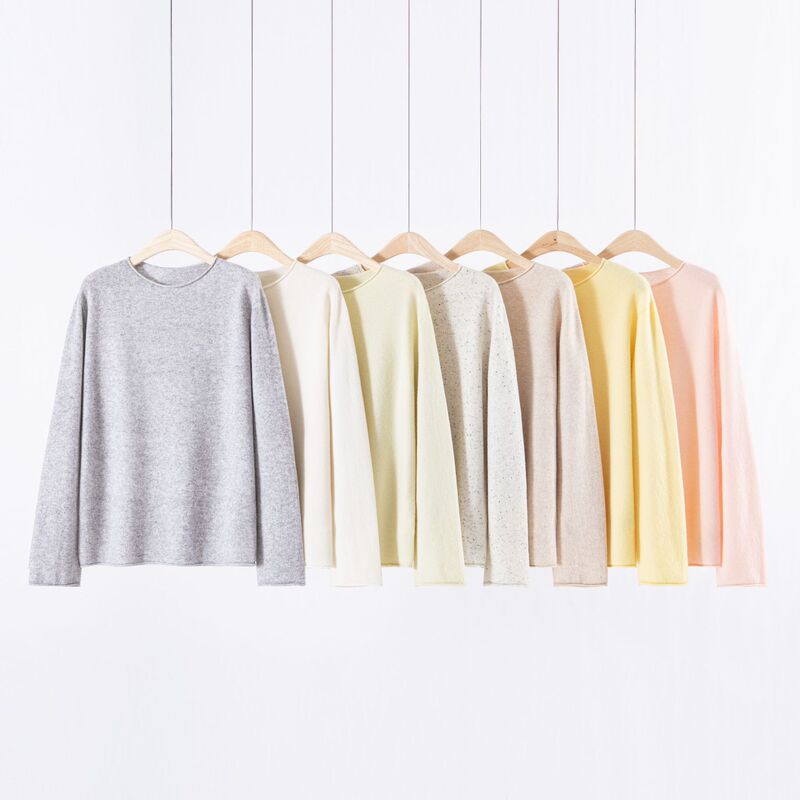 Bowie Seamless One-Piece 100% Wool Knit Sweater Solid Color Crew Neck Long Sleeve Top Loose Base Layer Autumn and Winter Sweater