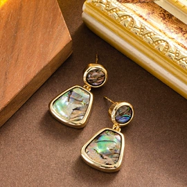 耳钉;耳环;戒指