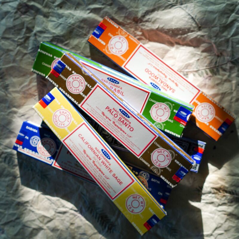 Yi Mengling's Same Style Sai Baba Nagchampa Truth Incense Incense Gold Incense Wood Yellow Sandalwood Ins Incense