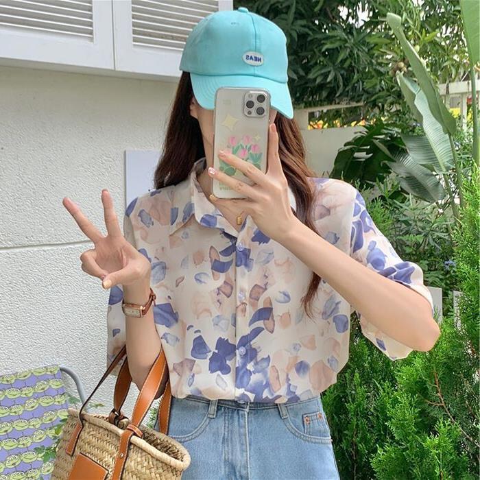 Retro Japanese style printed design short-sleeved shirt women's top summer 2024 new holiday style all-matching shirt Retro Japanese style printed design short-sleeved shirt women's top summer 2024 new holiday style all-matching shirt