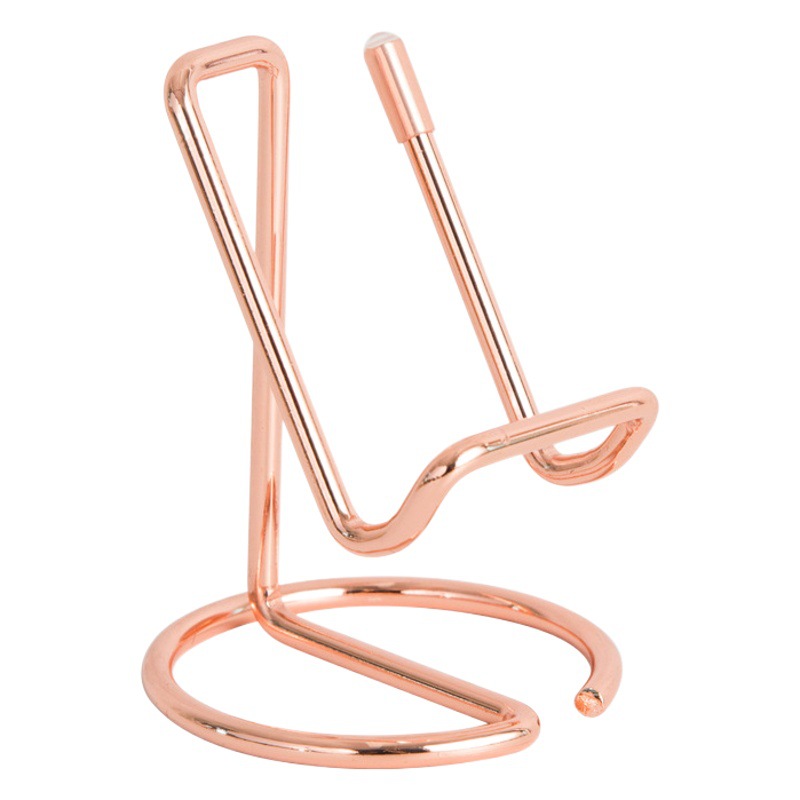 Nórdico ins simple metal soporte de teléfono móvil de lujo moderno simple electrochapado perezoso de oro tableta de escritorio base