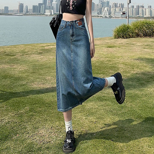 Women's Ins Style Frayed Denim Half-length Skirt with High-waist Design, Leather Branding, Unique A-line Hipster Medium-length Dress