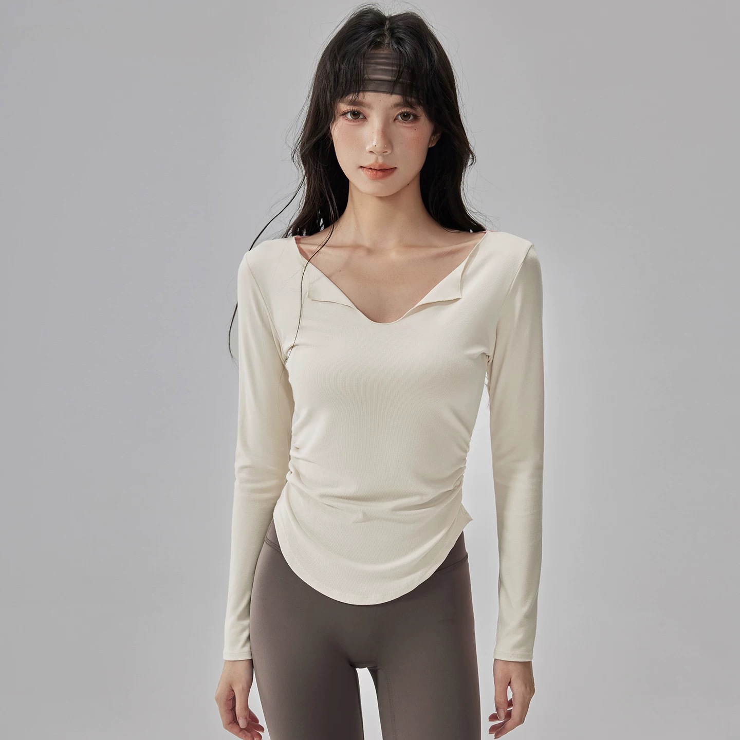 Yoga Wear Women's Long-Sleeved 2025 High-End Sports Tops Running Sexy Slimming Look Pilates Training Fitness Wear