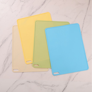 Silicone children's placemat insulation pad waterproof and oil-proof silicone first grade student placemat table mat pet placemat wholesale