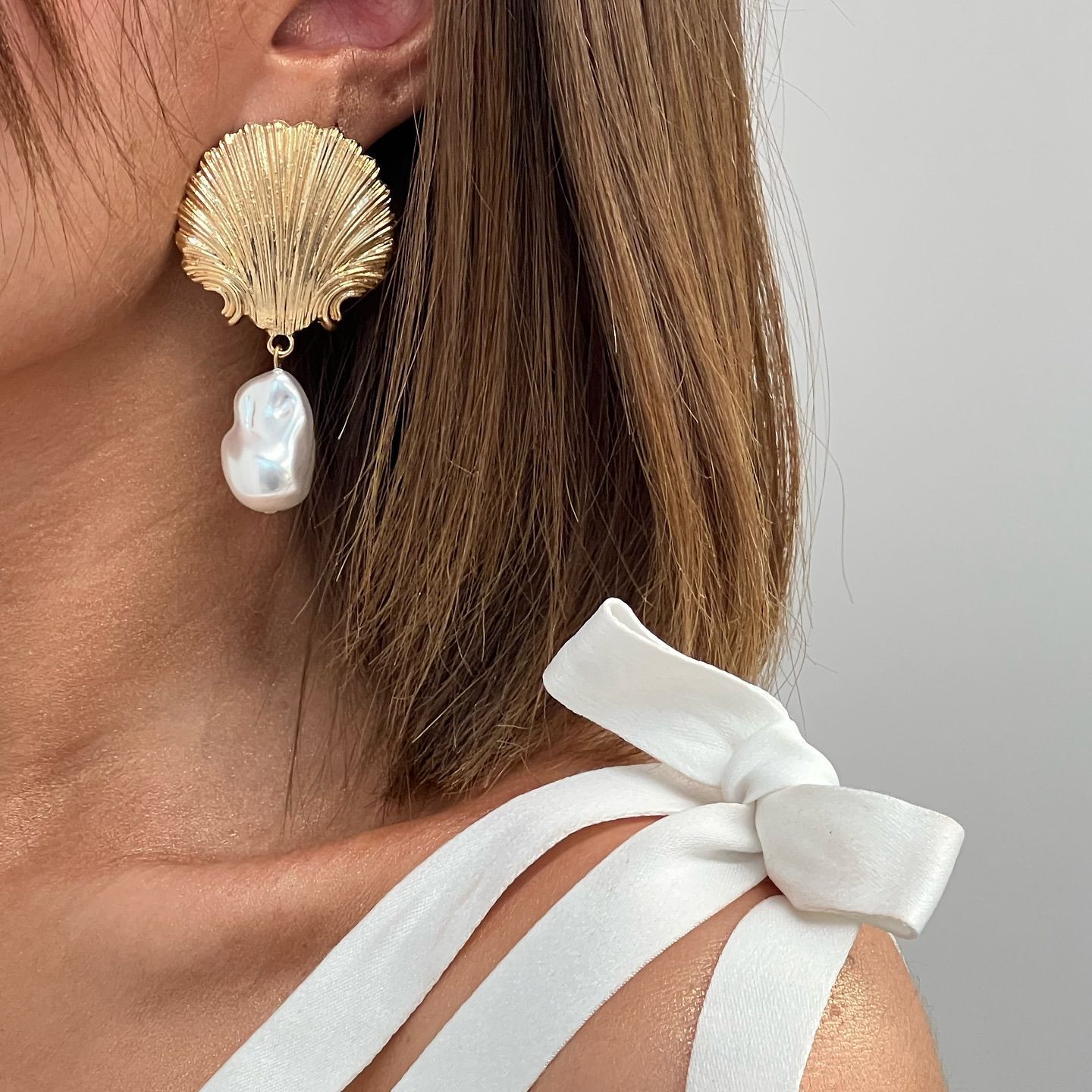 Ocean Style Earrings Wholesale European and American Cross-Border Jewelry Versatile Scallop Niche High-End Imitation Pearl Pendant Earrings for Women