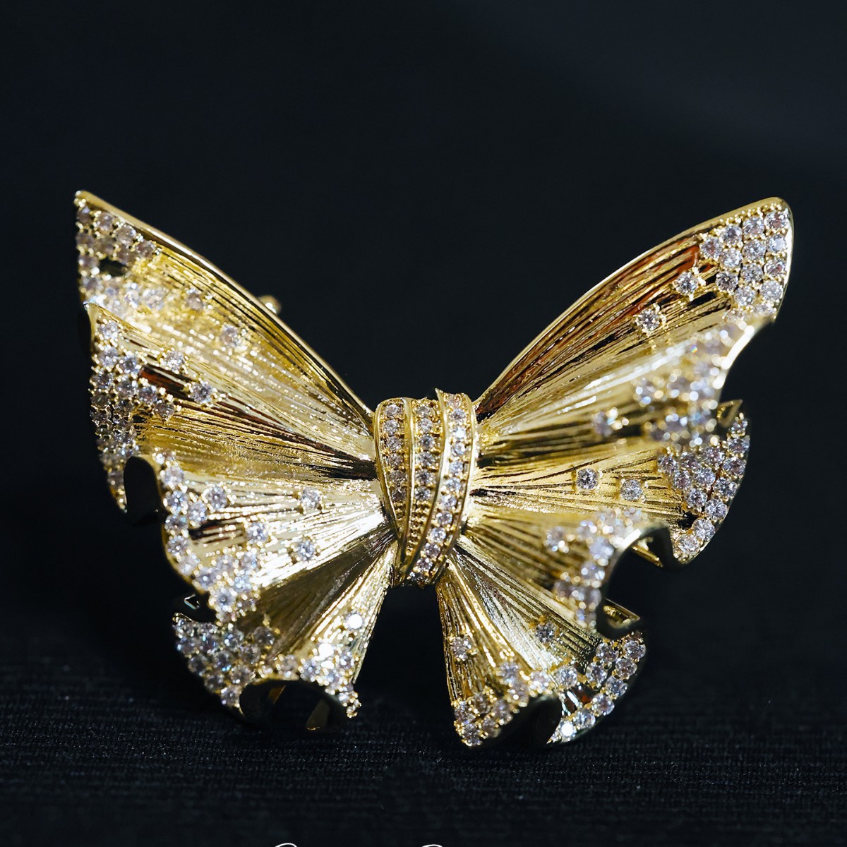 Pulsera de flores en esmalte oversize para mujer, joya statement_voghion.com