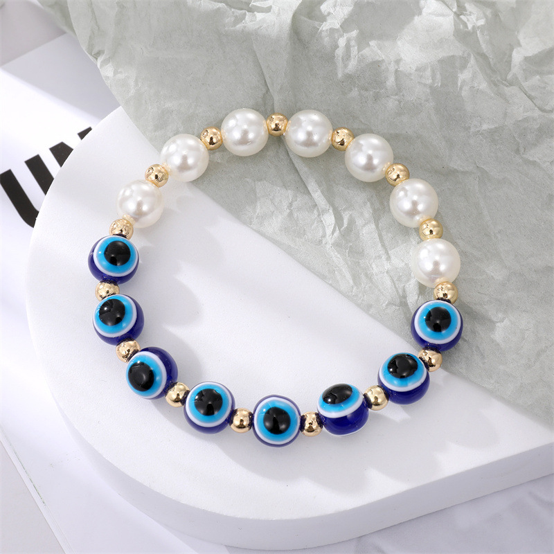 Retro Simple Devil's Eye Bracelet Imitation Pearl Beaded Bracelet display picture 2