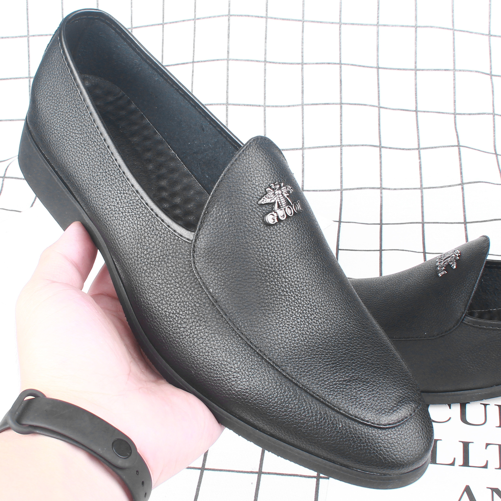 2022�¿�͸����Ƥ��ɫһ�ŵ�СƤЬ�ж���Ь����Ӣ�׳�Ь95