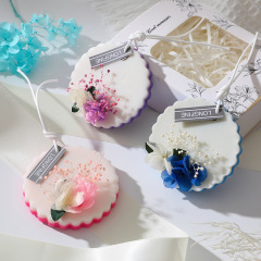 Wardrobe fragrance wax tablets bedroom wardrobe fragrance hanging tablets two-color immortal flower fragrance deodorant tablets