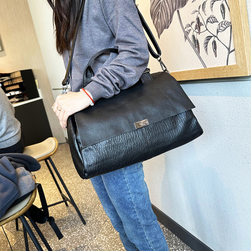 Borsa a tracolla donna in morbida pelle, borsa a spalla comoda_voghion.com