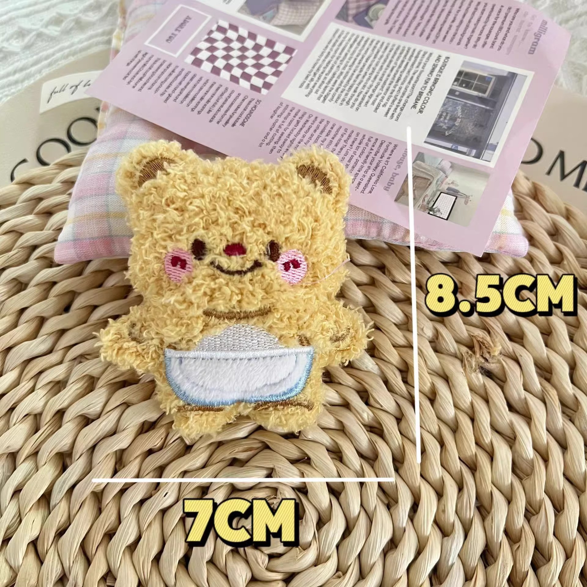 Bean Bear bolsas bolsas bolsas pequeños colgantes muñecas lindos colgantes de peluche llaveros muñecas máquina de peluche al por mayor
