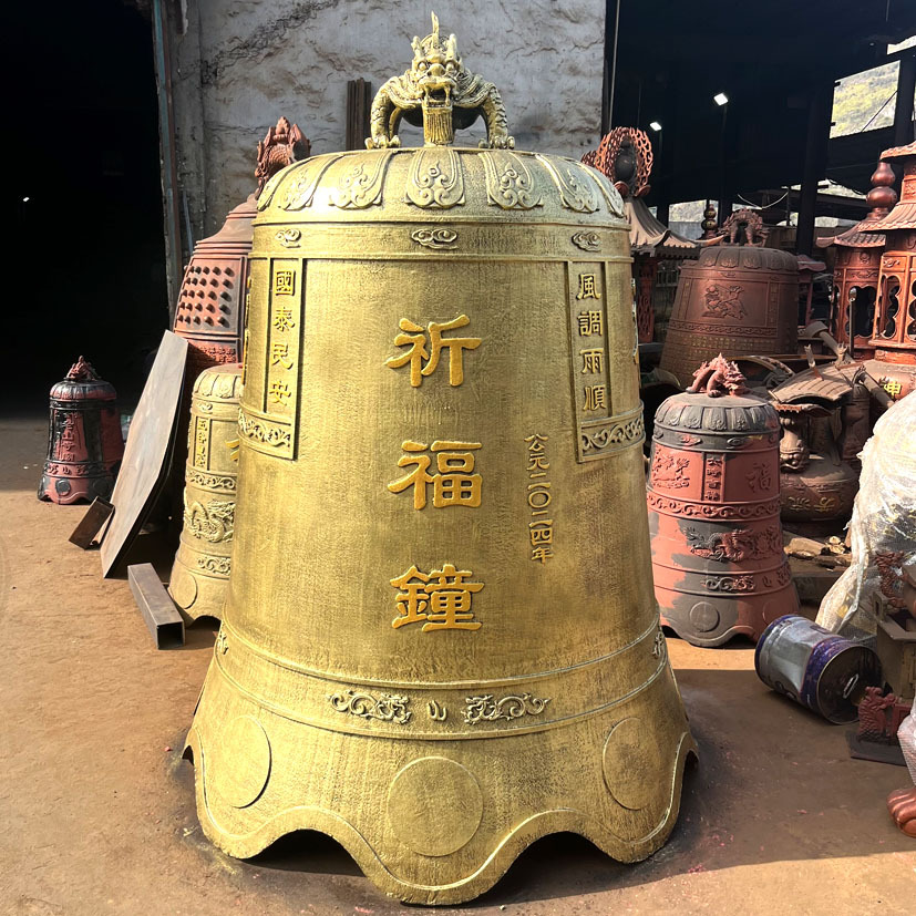 寺庙仿古大号铁钟款式多样 道观景区报时钟黄铜制作工艺警钟长鸣