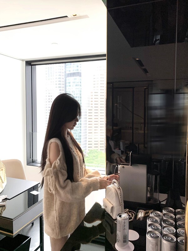 盘盘乖妹速成羊毛露肩抽褶系带针织衫女秋毛衣宽松氛围感上衣|undefined