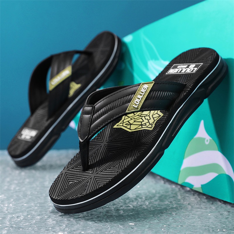 Cross-border 2025 verano nuevo estilo chanclas para hombres chanclas casuales zapatillas para hombres sandalias de playa antideslizantes