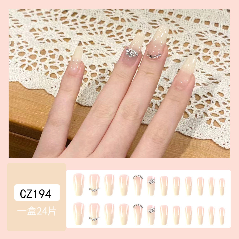 Luz de lujo delicada mariposa hecha a mano para perforar arco de uñas de manicura parche de uñas personalizado al por mayor