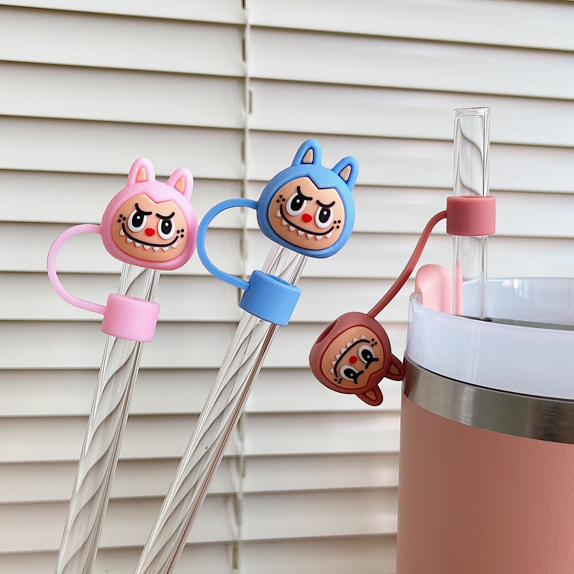 8C65C1E2-07D4-4CCD-B651-4C0D22