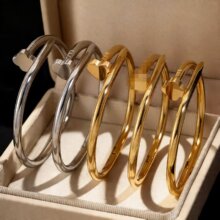 �W���羳��ˮ����ɫ�����~��������C�߼��ٴ���Ʒ�18K��