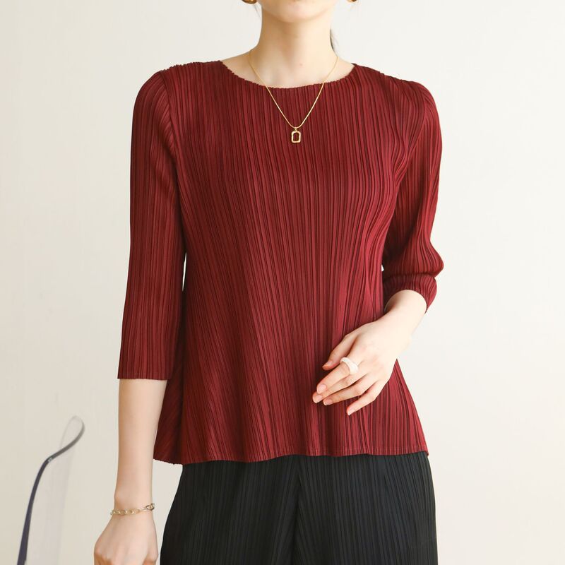 Special Offer New Autumn, Spring and Summer Classy Pleated Simple, Fashionable, Slim and Versatile Three-Quarter Sleeve T-Shirt