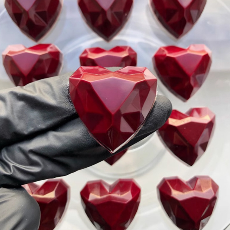 PC Hard Plastic Love Chocolate Mold Series Juego de moldes 3D Jelly Candy Herramientas para hornear al por mayor