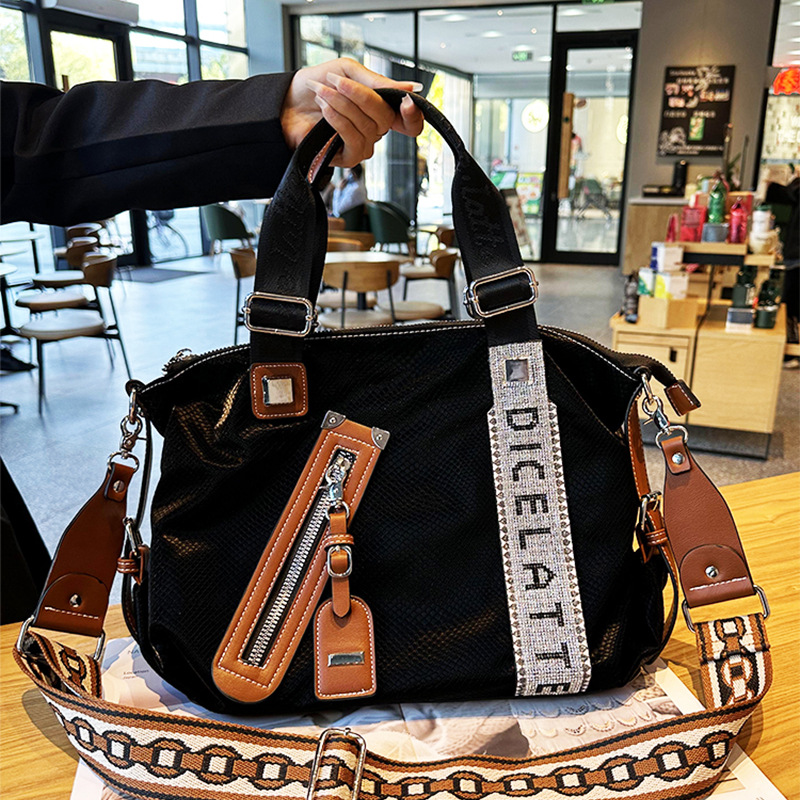 Borsa donna tote a tracolla versatile borsa a mano capiente_voghion.com