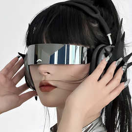 新款赛博朋克未来感一体式太阳镜 网红蹦迪墨镜个性欧美太阳眼镜