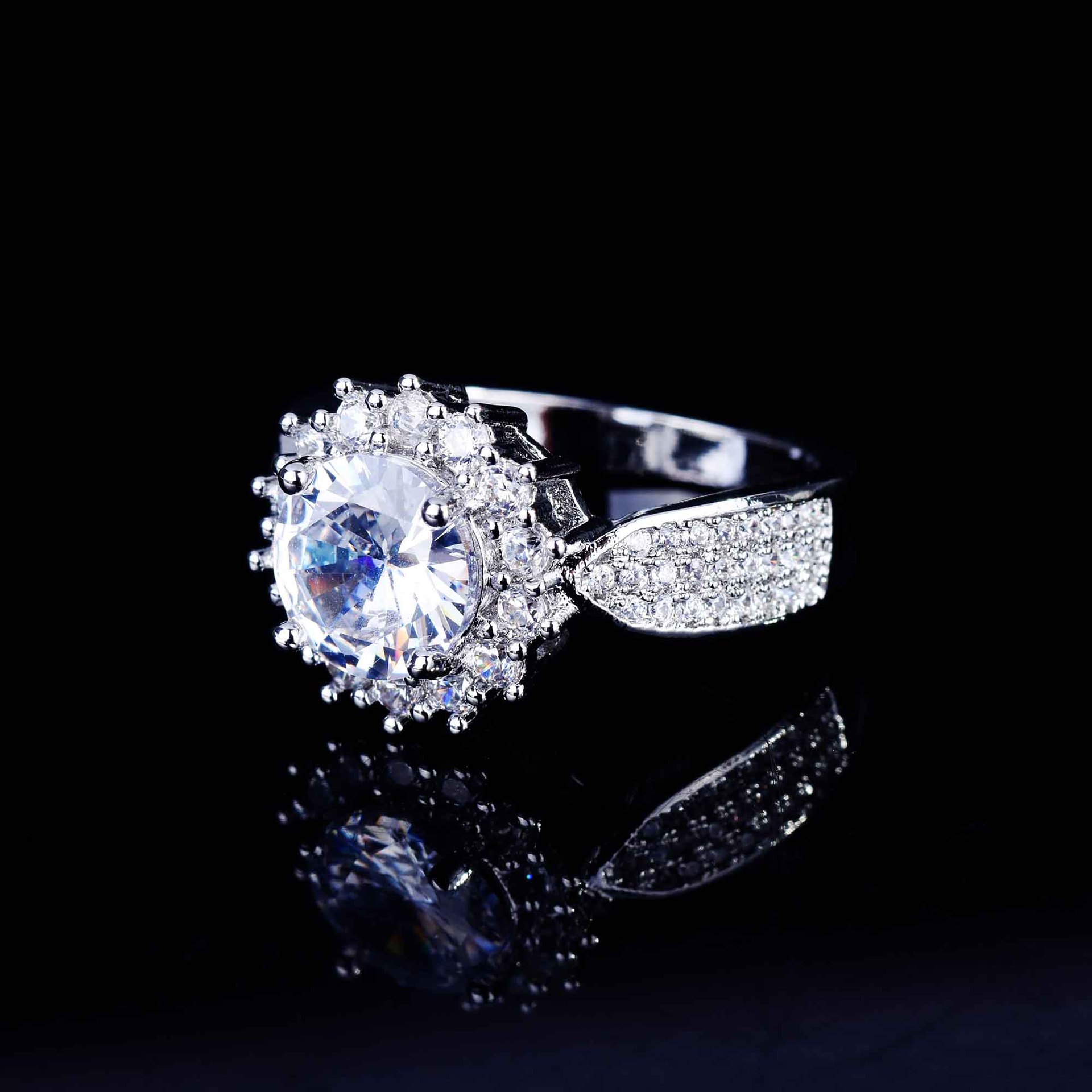 10g Weight Artificial Gemstones Inlay Material Wedding Occasion Copper Material Flower Pattern Women'S Gender Diamond Design Simple Style Style White Color Wholesale Jewelry Simple Style Flower Copper Artificial Gemstones Diamond 4
