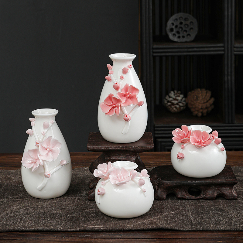 新品 陶瓷手捏花瓶梅花瓶陶瓷桌面装饰摆件家居摆件陶瓷工艺品