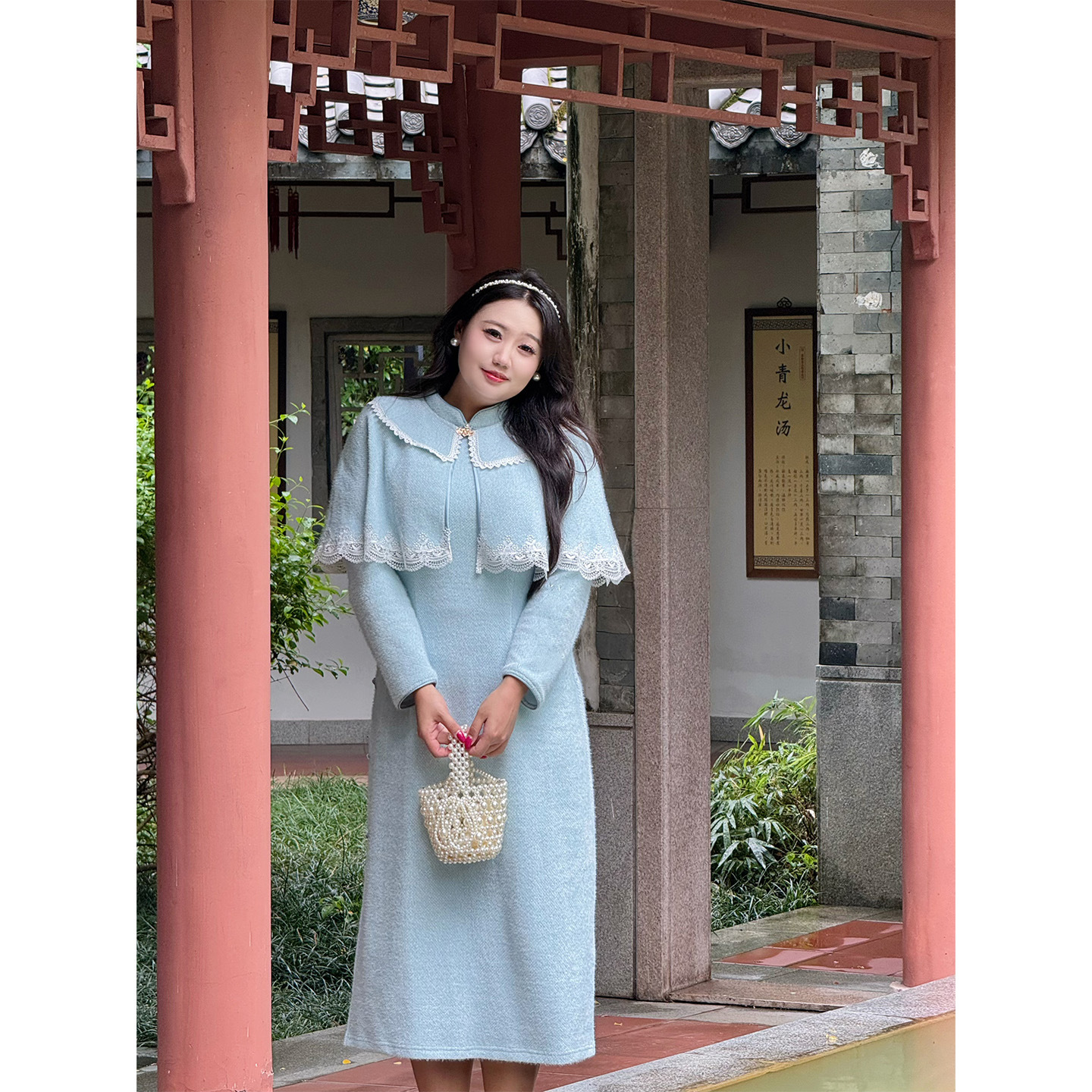 51918蓝色斗篷旗袍2025秋冬季新款民国风复古改良年轻款大码套装