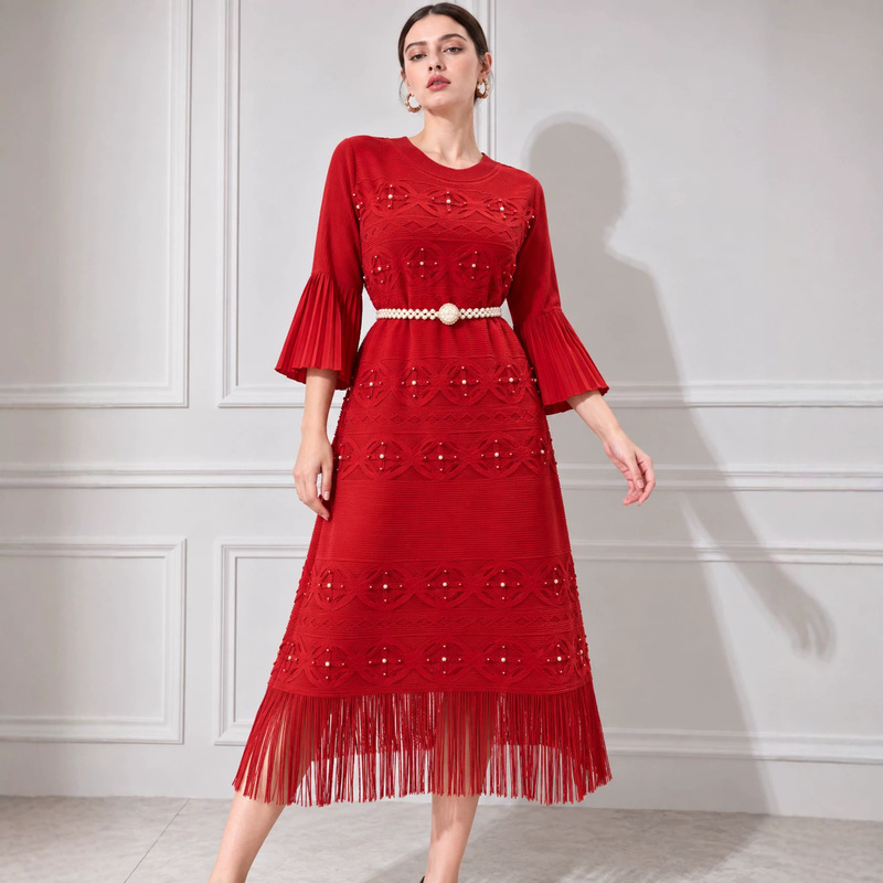 Miyake-style tassel dress, round neckline, hollow-out design, beaded details, flared sleeves, suitable for parties and celebrations, available in multiple colors, a popular item for live streaming Miyake-style tassel dress, round neckline, hollow-out design, beaded details, flared sleeves, suitable for parties and celebrations, available in multiple colors, a popular item for live streaming