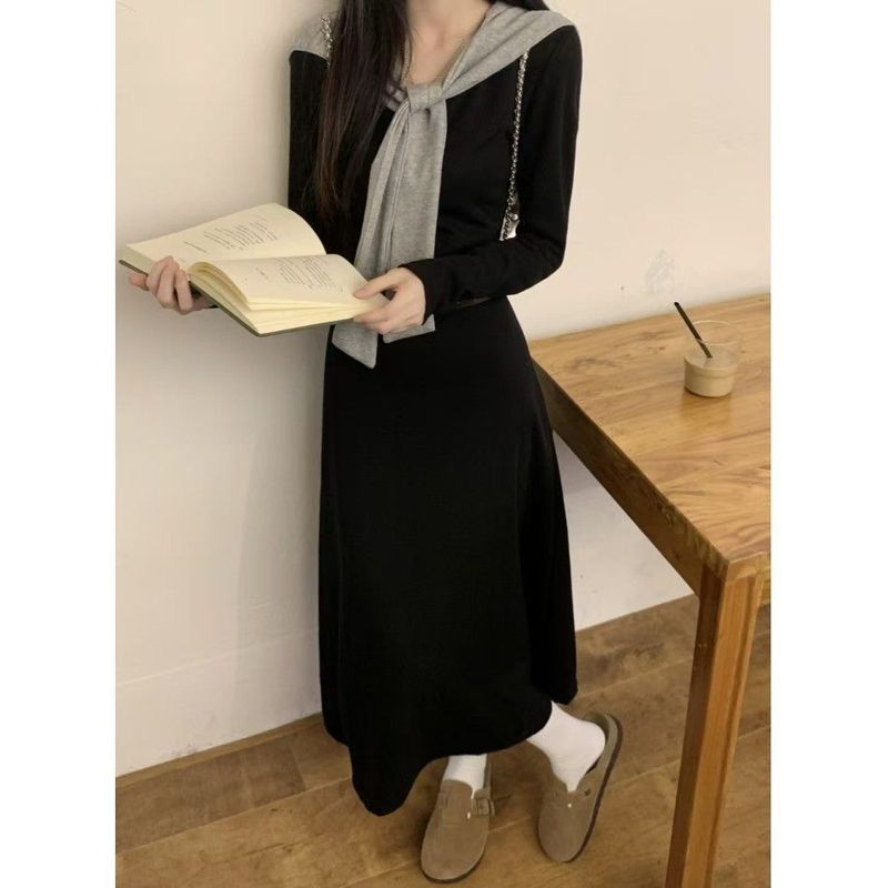 法式气质连帽披肩假两件连衣裙女秋季2025新款收腰显瘦撞色中长裙|undefined