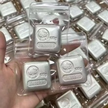 9144 号足银9999投资HelloKitty银砖100克银条投资升值收藏送礼银