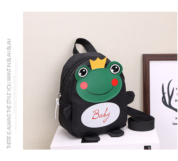 Wholesale of children's backpacks for preschool children to prevent them from getting lost, cartoon bags for children aged 1 to 5, Korean version baby backpacks Application Scenario