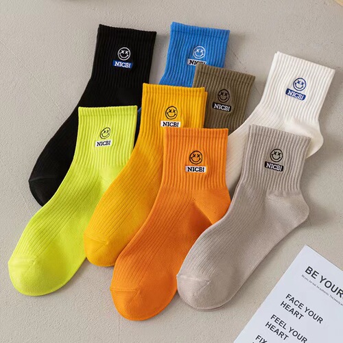 Smiley Zhuji sports cotton socks cross-border foreign trade wholesale Japanese student sports socks spring and autumn women's mid-calf socks