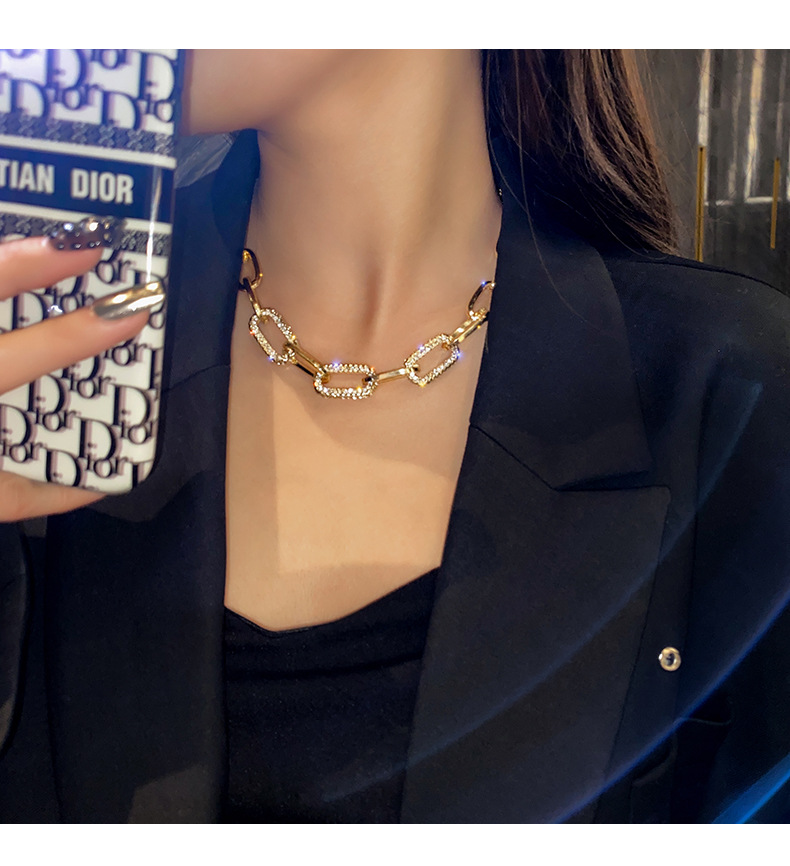 Fashion Geometric Alloy Inlay Rhinestones Womenu0027S Necklace