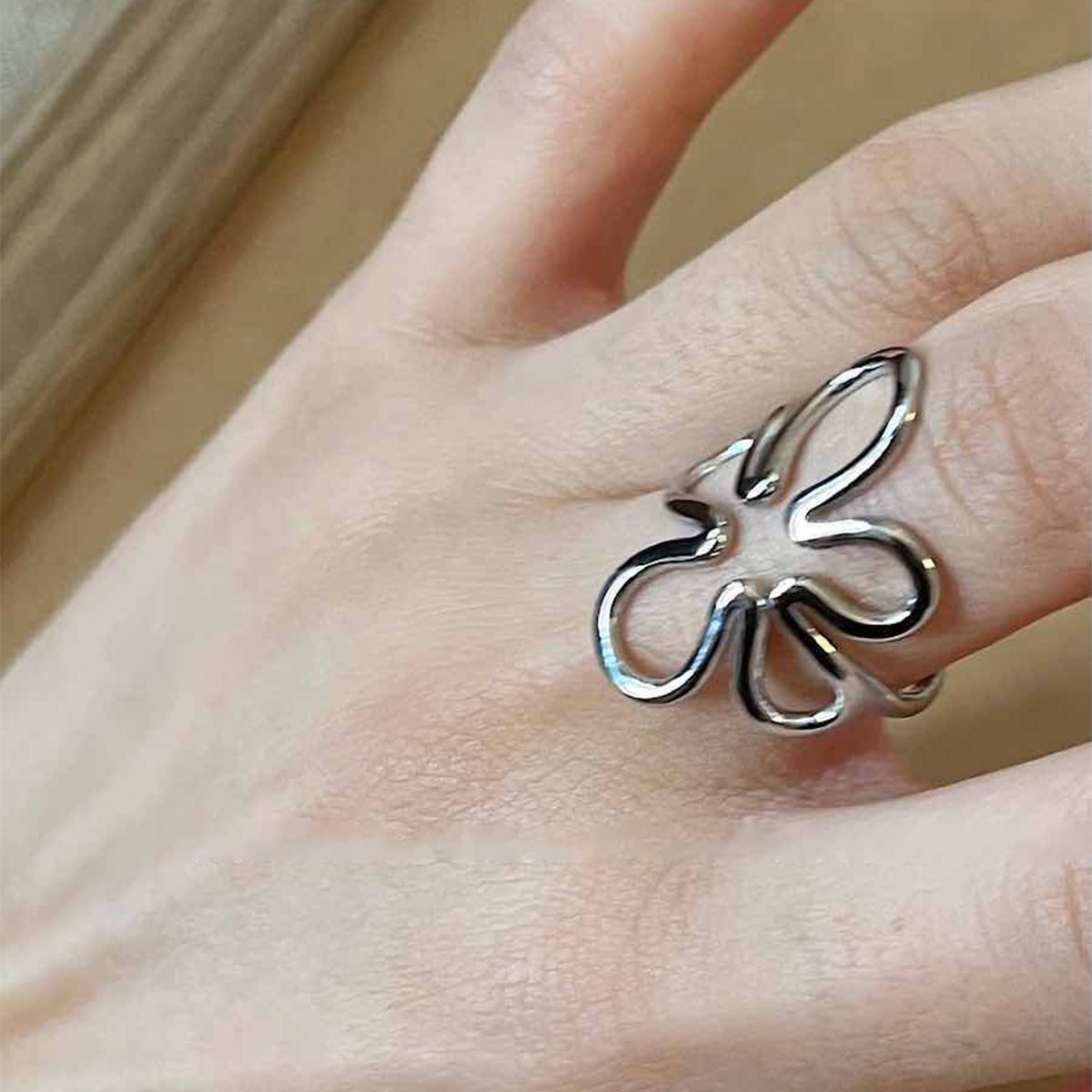 Hollow Flower Open Fashion Simple Versatile Index Finger Unique Niche Design Sense Ring_voghion.com