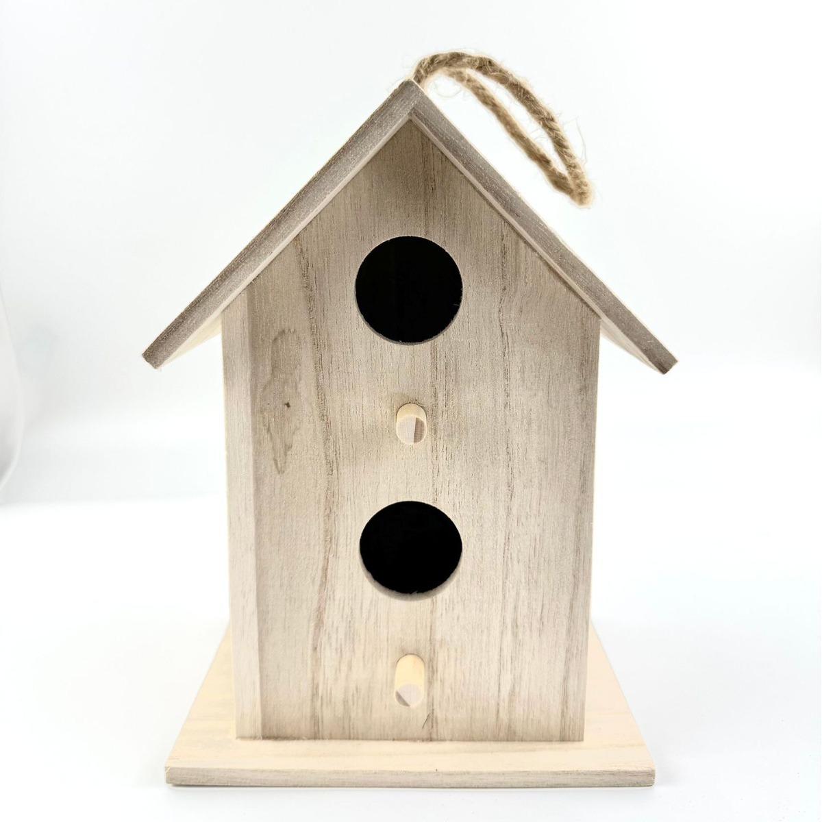 Comedero de pájaros de madera