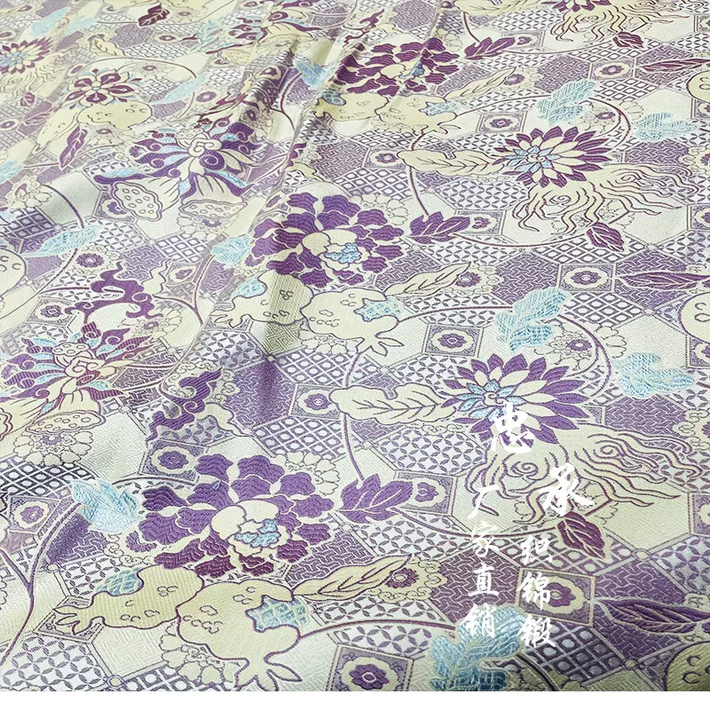 ［画堂春］织锦缎提花时装布童装礼服春夏汉服马甲面料香芋色布料