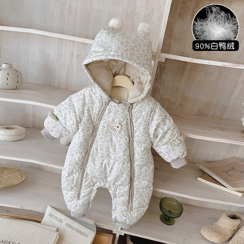Nuevo invierno en el bebé plumón camiseta de mujer bebé ropa de baño blanca princesa ropa de escalada de flores trituradas