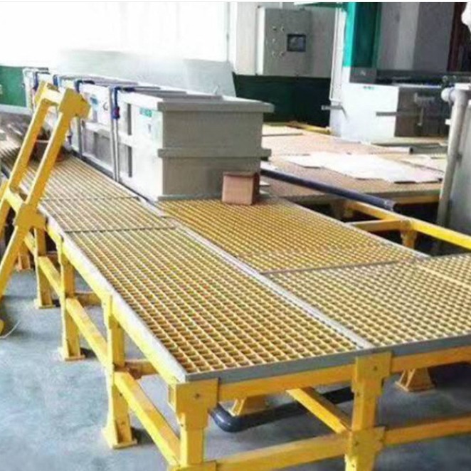 玻璃钢脚踏平台厂家污水池化工厂操作拉挤型材批发玻纤耐腐