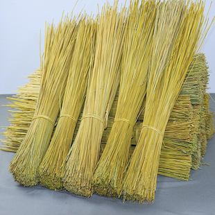 Grass stick grass tie zongzi fragrant three treasures head to tail glutinous rice weaving teaching material glutinous rice grass heart tie straw sandals tie rope