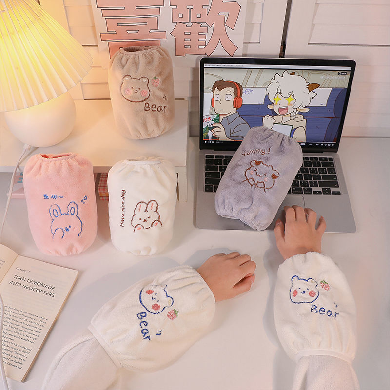 Adorable Fleece Han Style Sleeve Socks for Girls, Heart-Themed Short-Sleeve Anti-Stain Autumn/Winter Student Work Sleeves for Children Down Jacket Sleeve Covers