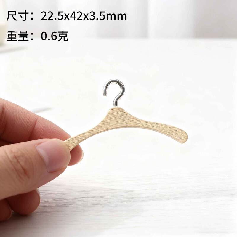 Mini Wooden Clothes Hanger, Pocket Furniture, Dollhouse Model, Artificial Life Miniature Scene Accessories, Doll House