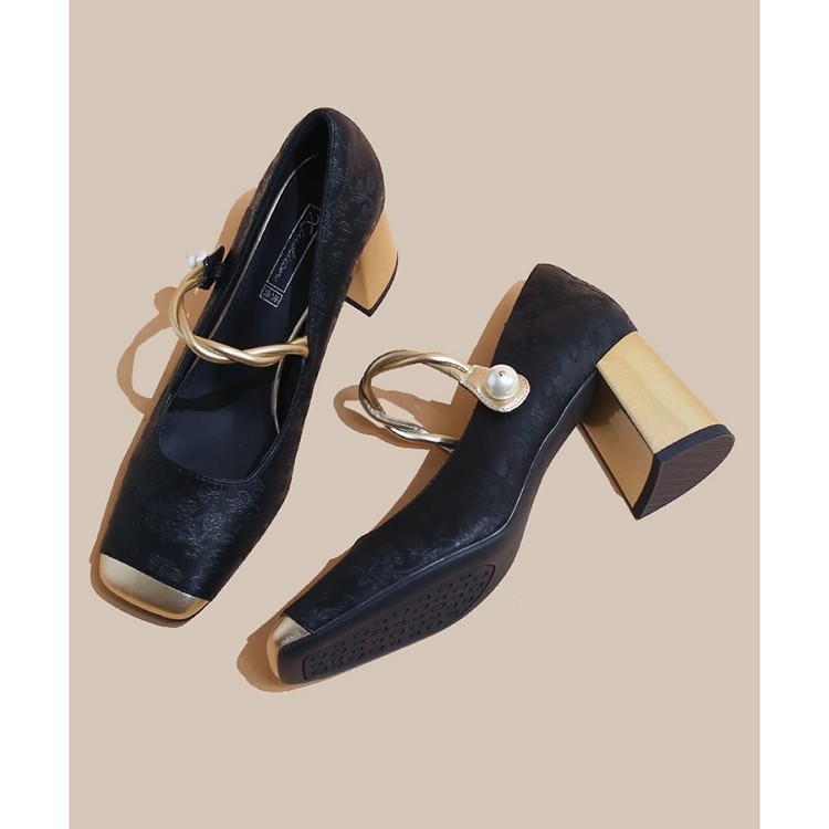 Guofeng nuevos zapatos Mary Jane de cabeza cuadrada de estilo chino para mujer de tacón grueso 2025 nuevo cinturón jacquard con zapatos de tacón alto cheongsam
